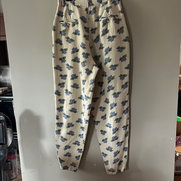 Vintage Floral High-Waisted Pants - Picture 5 of 7